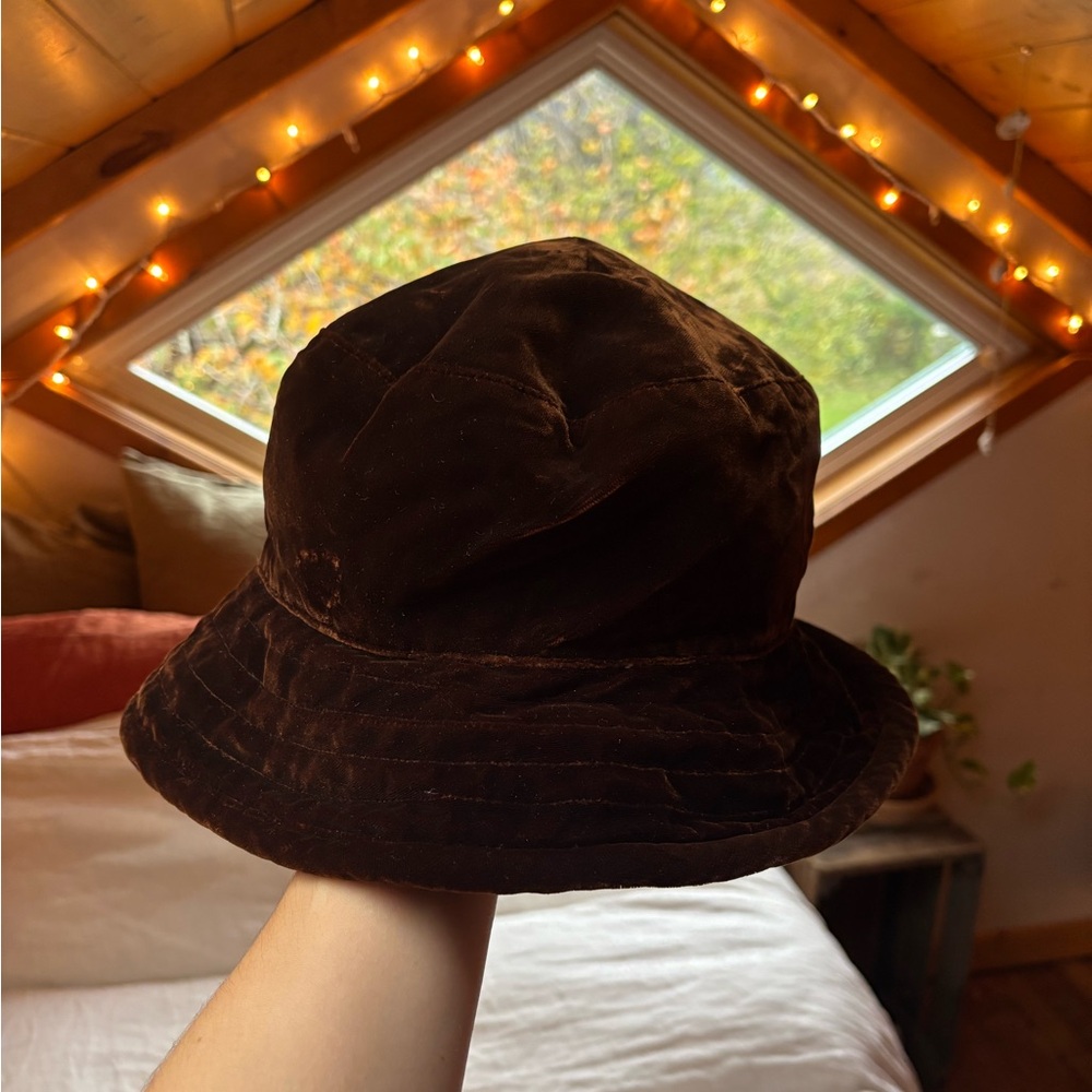 Vintage Velvet Bucket Hat in Rich Brown